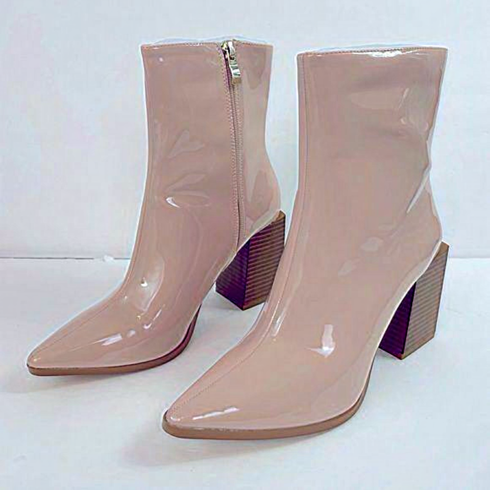 Lulu’s Dawnn Nude Patent Pointed-Toe Ankle Bootie‎ Square Heel